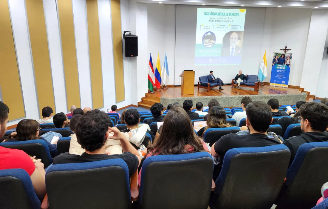 ¿Cómo construir una firma de abogados que deje huella? Carlos H. Godoy lo responde en la Lección inaugural de Derecho