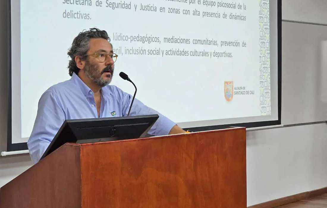 Jairo García, secretario de Seguridad y Justicia de Santiago de Cali en conferencia en la Javeriana Cali Jairo García, secretario de Seguridad y Justicia de Santiago de Cali en conferencia en la Javeriana Cali