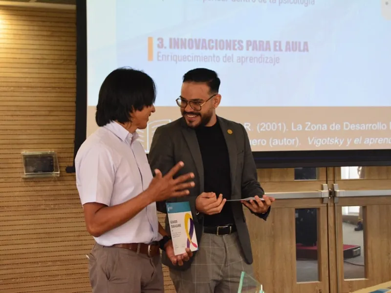 Profesor Alexander Tovar Aguirre, ganó el Premio Innovación Docente de Excelencia Cidesco 2023 Profesor Alexander Tovar Aguirre, ganó el Premio Innovación Docente de Excelencia Cidesco 2023