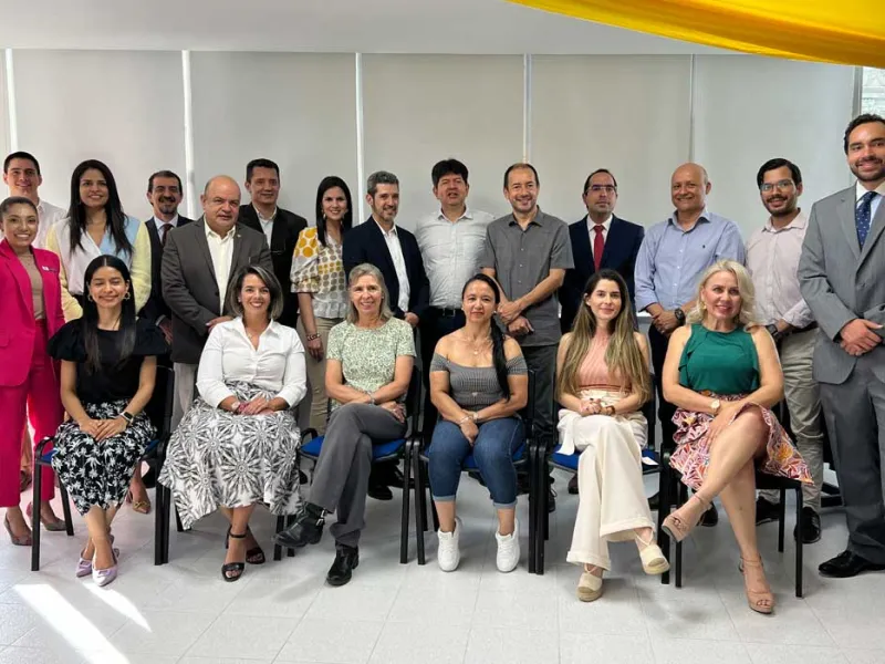 La Facultad de Ciencias Económicas y Administrativas lanzó el nuevo Consultorio Empresarial como apuesta institucional La Facultad de Ciencias Económicas y Administrativas lanzó el nuevo Consultorio Empresarial como apuesta institucional