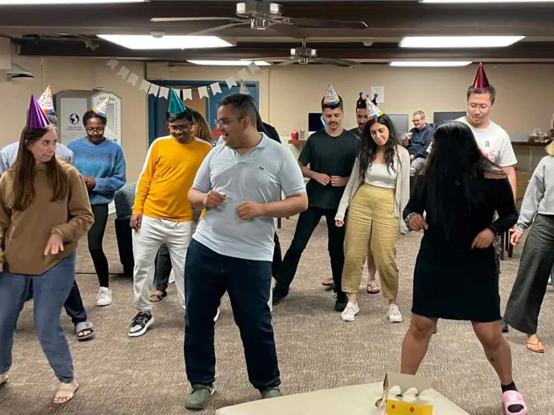 Un abogado y psicólogo javeriano es el tercer colombiano en participar en el Fellowship del Instituto Hansen de Liderazgo Un abogado y psicólogo javeriano es el tercer colombiano en participar en el Fellowship del Instituto Hansen de Liderazgo