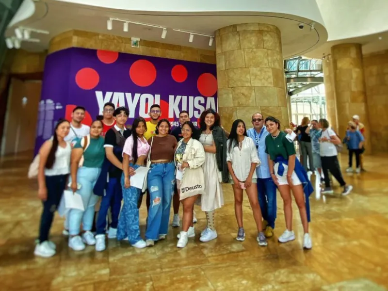 estudiantes de Gastronomía visitando Bilbao estudiantes de Gastronomía visitando Bilbao