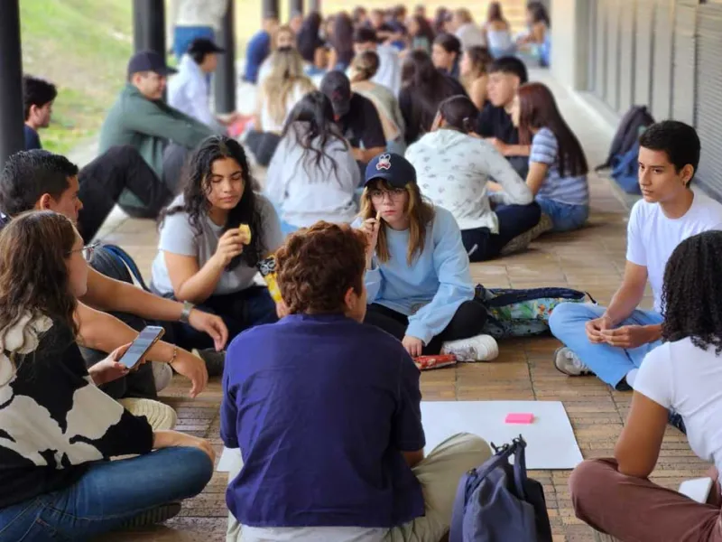 Semana Diagonal, una experiencia formativa y de transformación del entorno Semana Diagonal, una experiencia formativa y de transformación del entorno