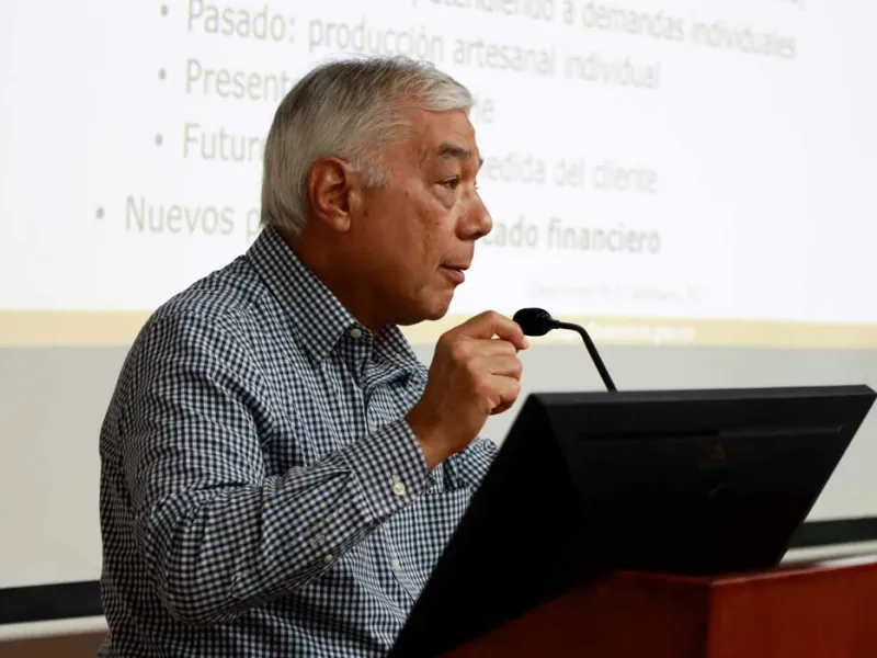 “Si no cambiamos la manera de hacer las cosas nos vamos a quedar cada vez menos desarrollados”, César Ferrari, Superintendente Financiero de Colombia “Si no cambiamos la manera de hacer las cosas nos vamos a quedar cada vez menos desarrollados”, César Ferrari, Superintendente Financiero de Colombia