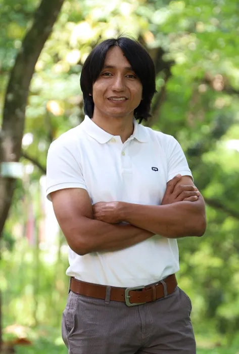 Alexander Tovar Alexander Tovar